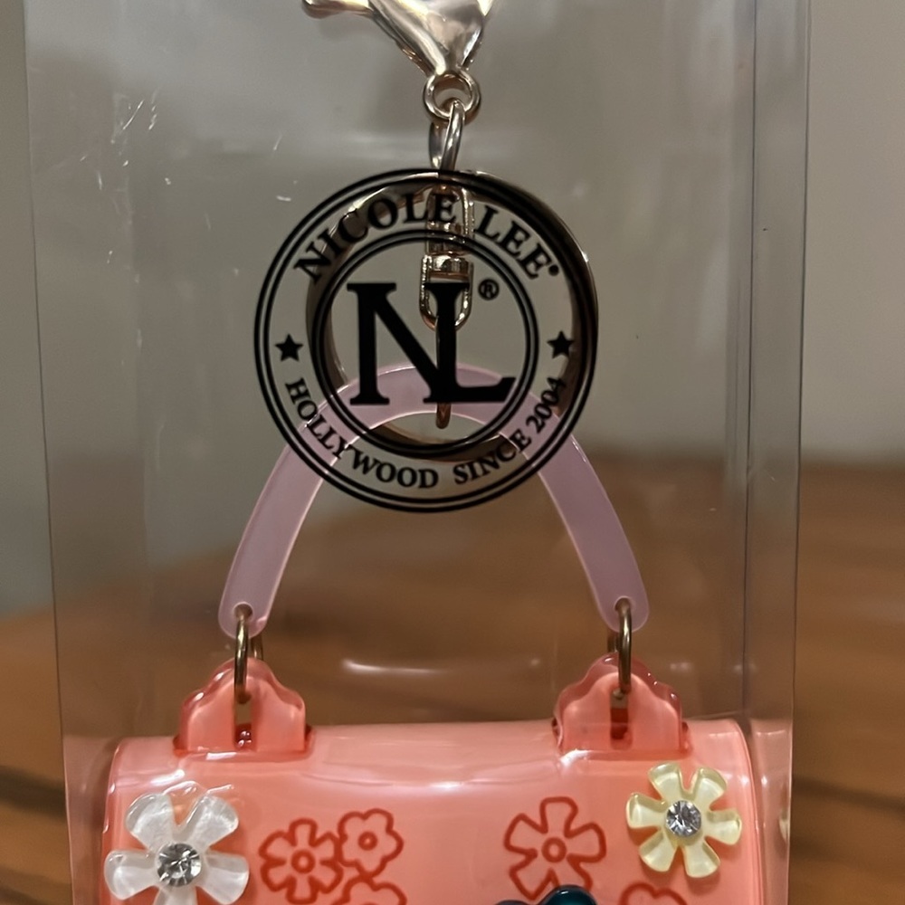 Nicole Lee Orange Flower Designer Purse Keychain NIB - Picture 4 of 4